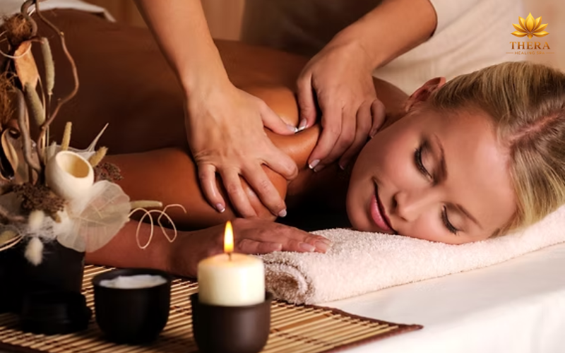 Massage trị liệu giúp giảm đau đầu