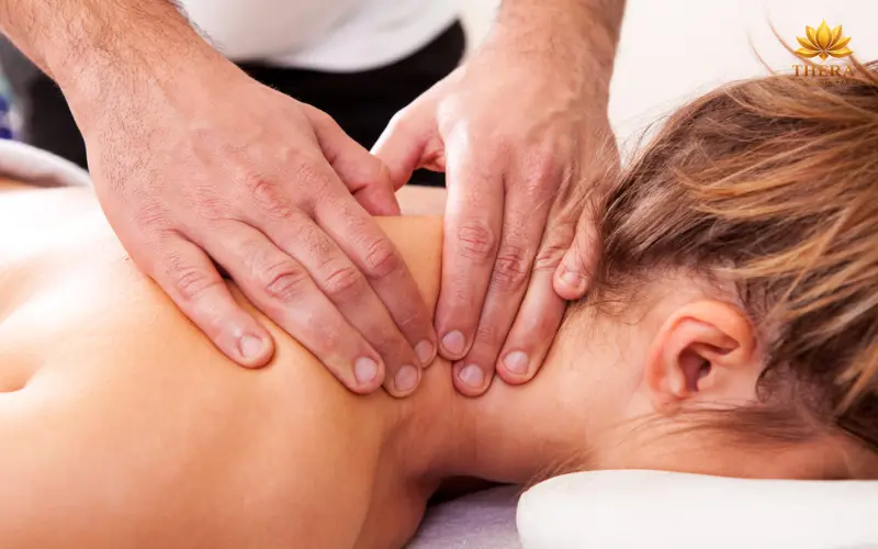 Cách thực hiện massage cổ vai gáy