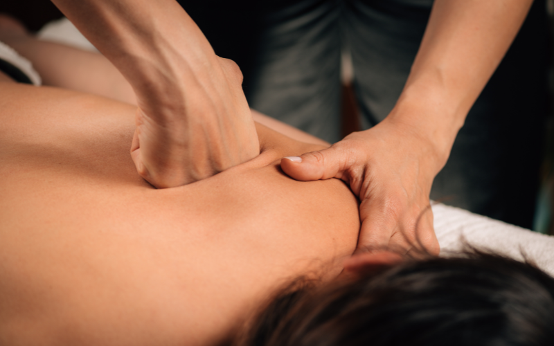 Massage tại Salem Spa Massage
