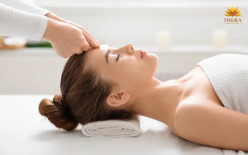 Bài tập massage bấm và miết vùng trán