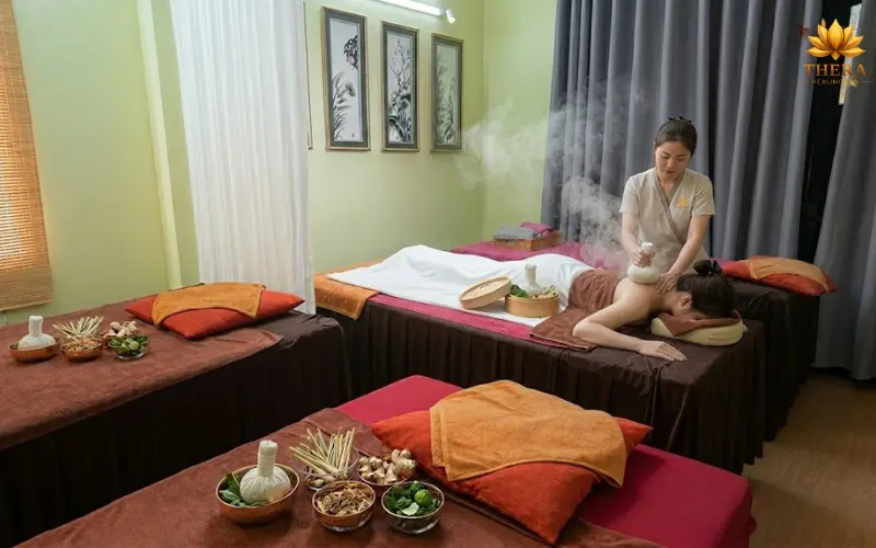 Ứng dụng các liệu pháp thảo dược và đá nóng