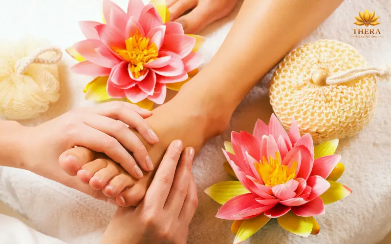 Đối tượng phù hợp massage chân y học cổ truyền